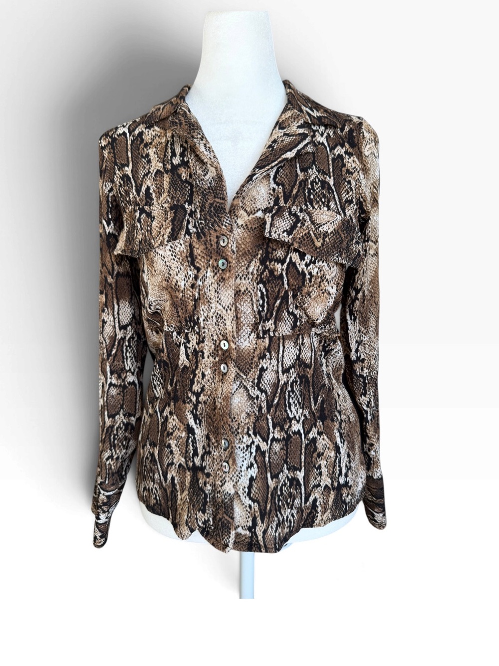 Laundry by Shelli Segal Los Angeles Snake Print Button-Down Blouse – XS
